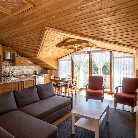 Aparthotel Xox 4*
